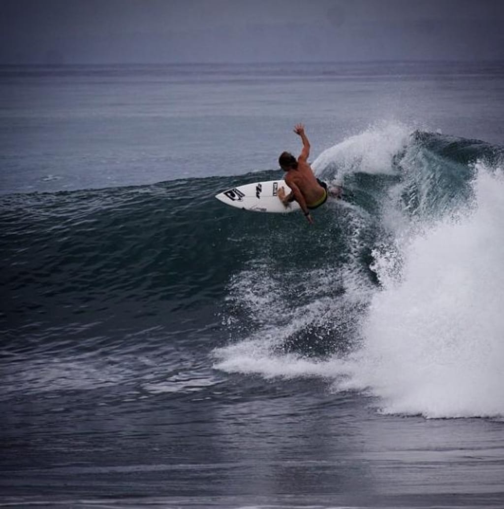 Surfista Ryan Hunt