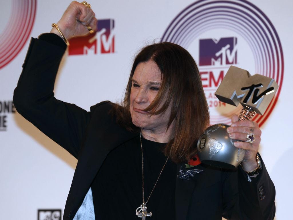 Ozzy Osbourne pousa com o prémio «Global Icon»