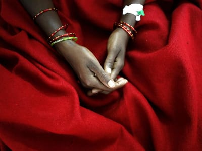80% das mulheres angolanas são vítimas de violência doméstica - TVI