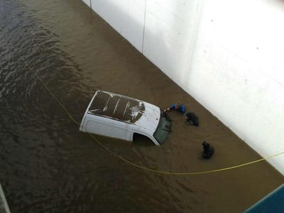 Mau tempo provoca inundações no Porto  - TVI