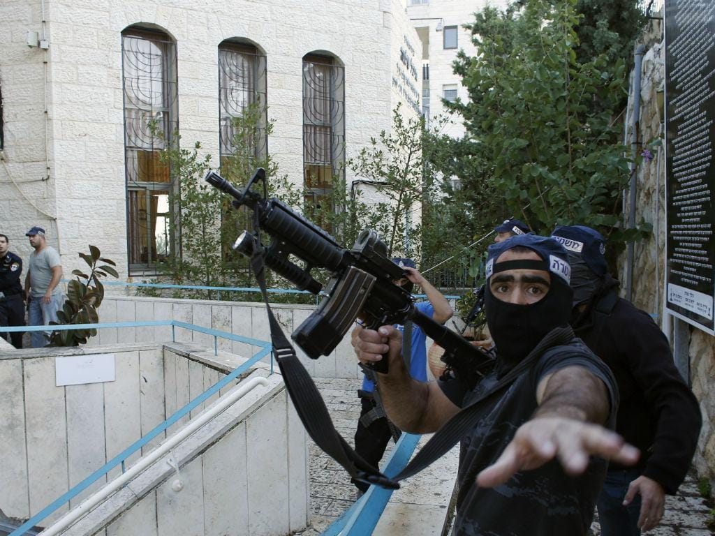 Ataque a sinagoga em Jerusalém (REUTERS)