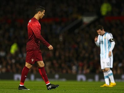 Alô Ronaldo, alô Messi, alguém se atreve a ameaçar Just Fontaine? - TVI