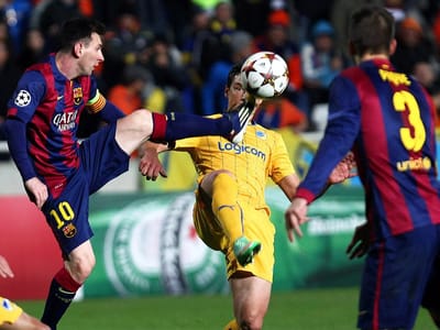 Piqué confirma cláusula que autoriza Messi a deixar o Barcelona - TVI