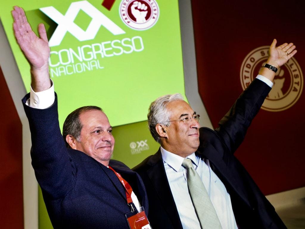 António Costa e Carlos César no Congresso do PS (LUSA)