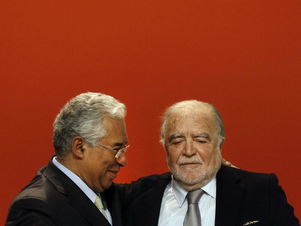 António Costa e Manuel Alegre no Congresso do PS (LUSA)