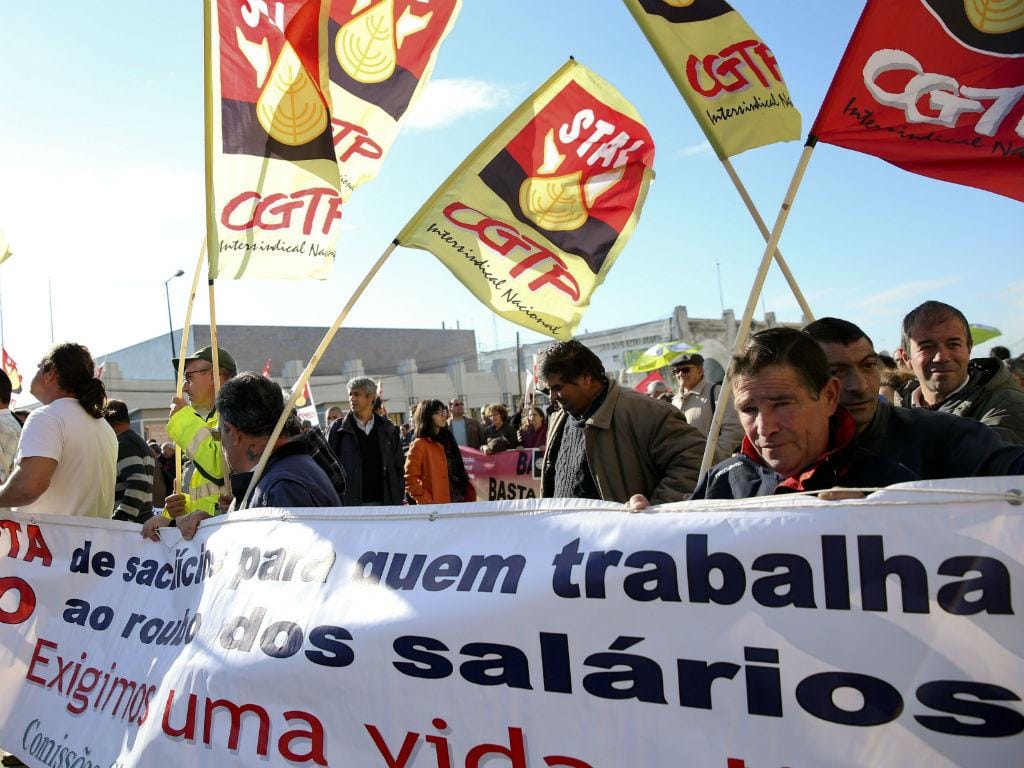 Manifestação de funcionários públicos (LUSA)