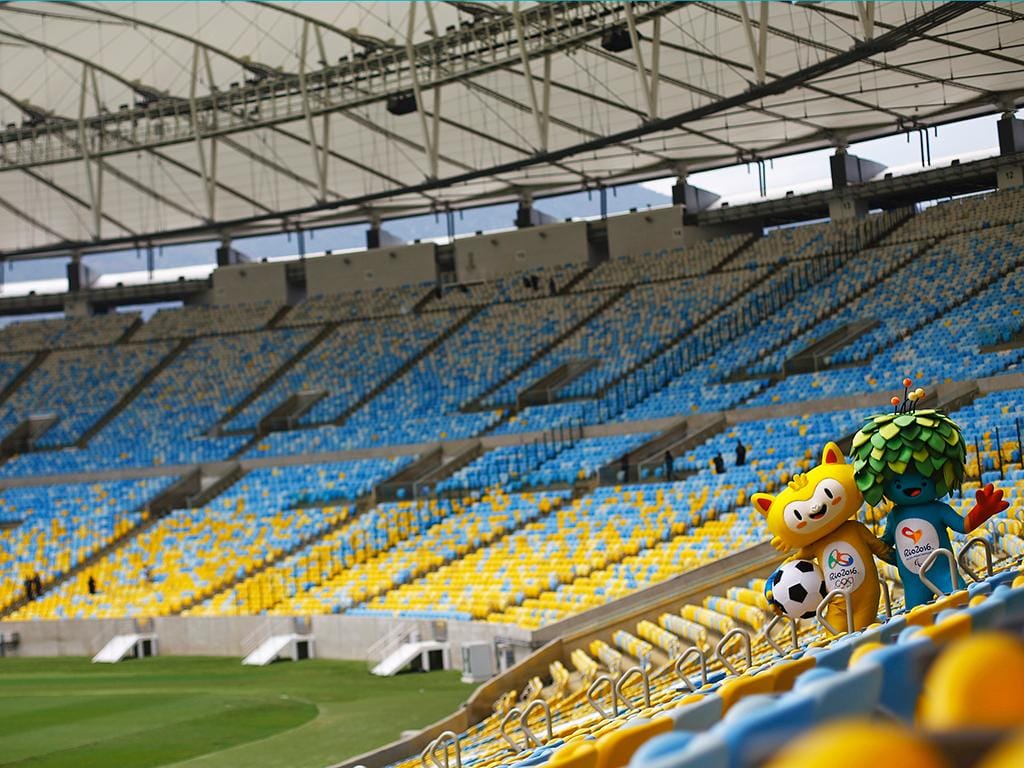 Mascotes do Rio 2016 foram ao Maracanã (Reuters)