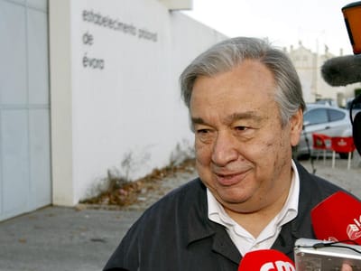 António Guterres visita Sócrates na prisão - TVI