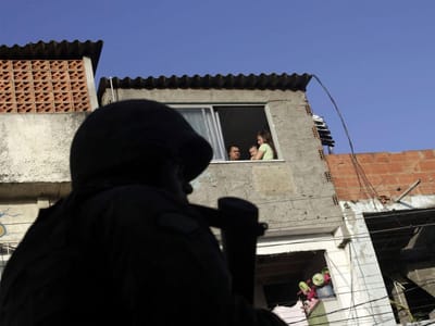 Falso diplomata russo mata assaltante no Rio de Janeiro - TVI