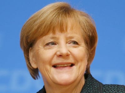 Merkel espera que novo governo grego respeite compromissos - TVI