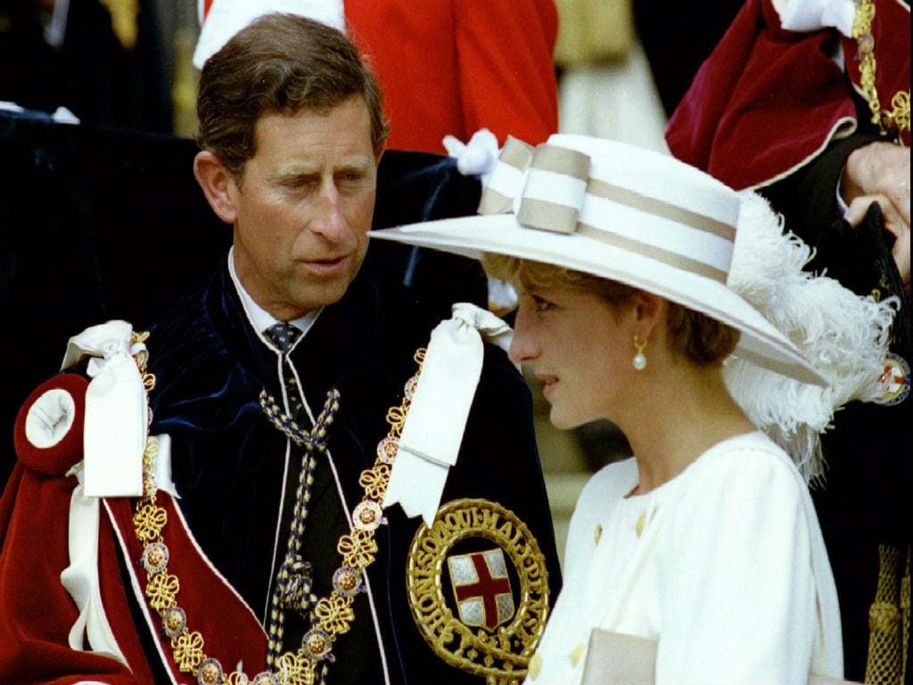 Princesa Diana e Príncipe Carlos (REUTERS)