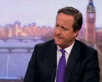 David Cameron defende a exclusão da Rússia do sistema SWIFT - TVI