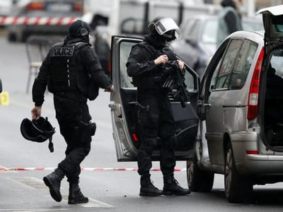 Morte de polícia na quinta-feira «ligada» ao ataque ao «Charlie Hebdo» - TVI