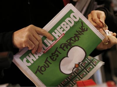 Charlie Hebdo satiriza vítimas do sismo em Itália - TVI