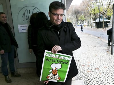 Cartoonistas do Charlie Hebdo rejeitam comparações com ataque no Texas - TVI
