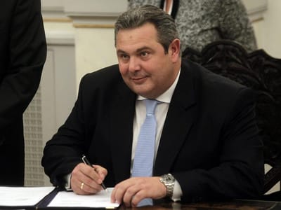 Ministro grego ameaça «inundar Europa com imigrantes ilegais» - TVI