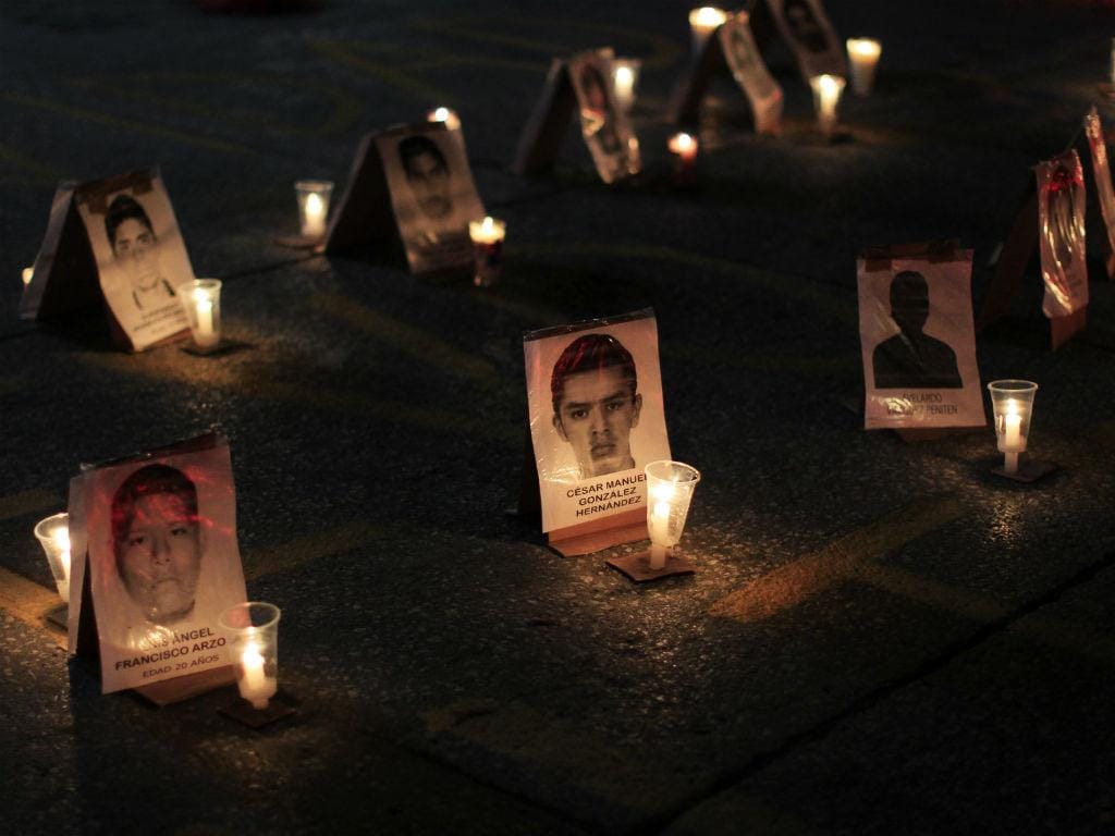 Estudantes desaparecidos no México (REUTERS)
