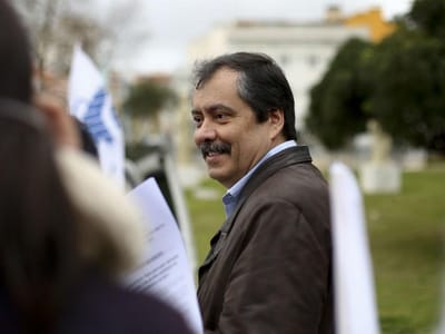 Mário Nogueira diz que ministro "parece hesitante no caminho" - TVI