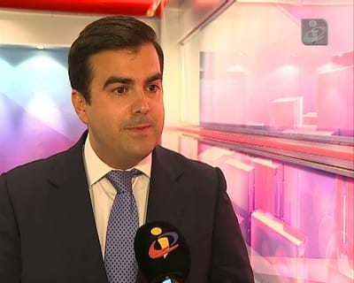 Juros da dívida: deputado do PSD envia carta a Tsipras - TVI