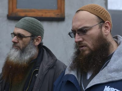 Estado Islâmico obriga homens a usar barba - TVI