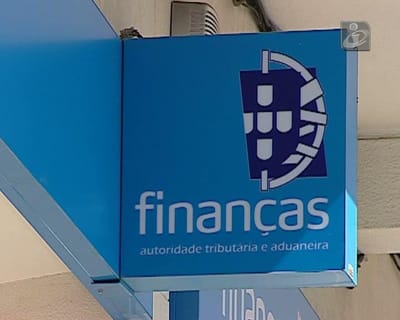 Fisco retém IRS a mais, sobretudo à classe média - TVI