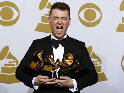 Sam Smith e Beck são os grandes vencedores dos Grammy  - TVI