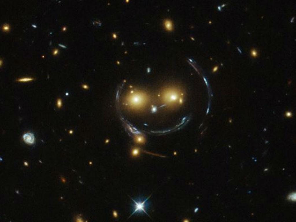 Telescópio Hubble capta «sorriso» no Espaço (NASA/ESA)