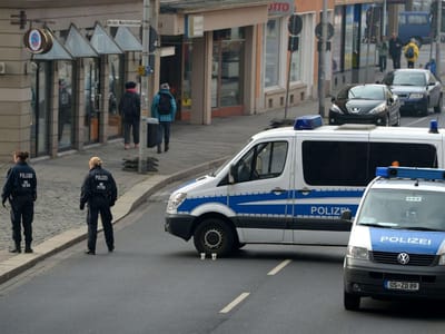 Crimes xenófobos aumentam 40% no leste da Alemanha - TVI