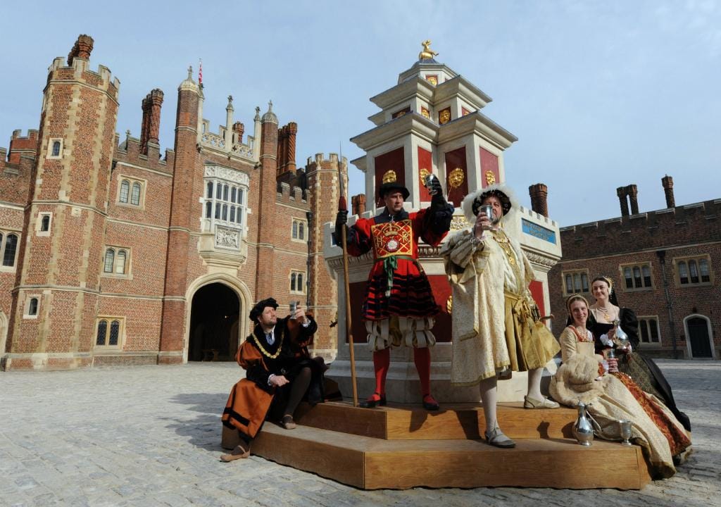 Palácio Hampton Court (Reuters)