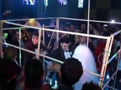 Noivos organizam festa de casamento inspirada no Estado Islâmico - TVI