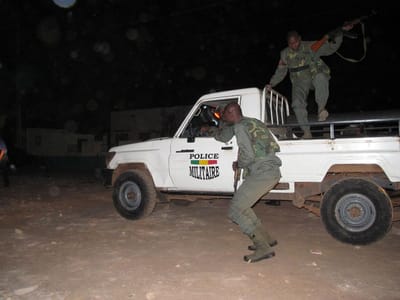 Militares portugueses assistiram a ataque no Mali e um ficou ferido - TVI