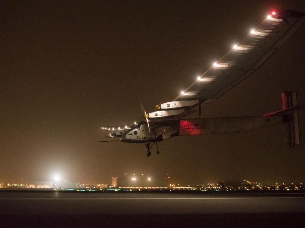 Avião Solar Impulse 2 é movido a energia solar [Foto: Reuters]