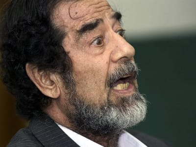 Túmulo de Saddam Hussein destruído - TVI