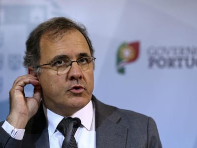 Pires de Lima admite que Portugal vai ser afetado pela crise grega - TVI