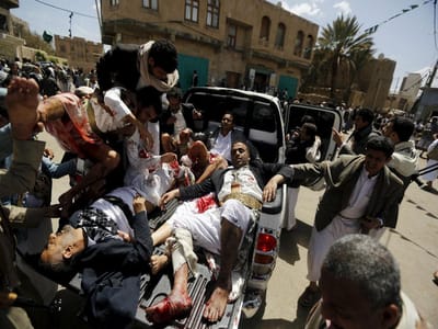 Iémen: 13 civis mortos nos ataques contra rebeldes - TVI