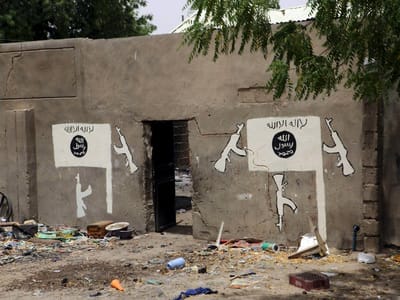 Governo português “condena veementemente” ataque que fez centena de mortos no Níger - TVI