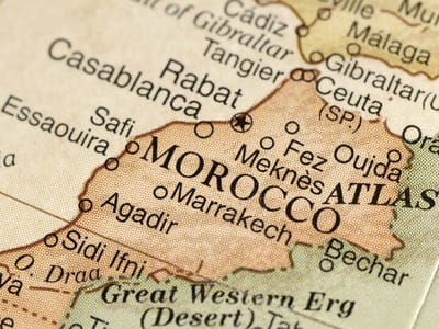 Marrocos constrói cerca na fronteira com a Argélia - TVI