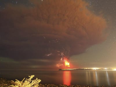 Nova erupção do vulcão chileno Calbuco - TVI