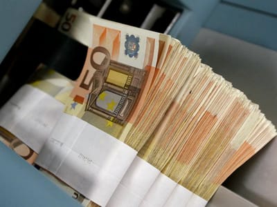 Idosa destrói 950 mil euros antes de morrer - TVI