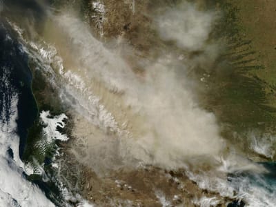 Cinzas do vulcão chileno vistas do espaço - TVI