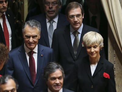 Cavaco volta a apelar aos “compromissos” entre partidos - TVI