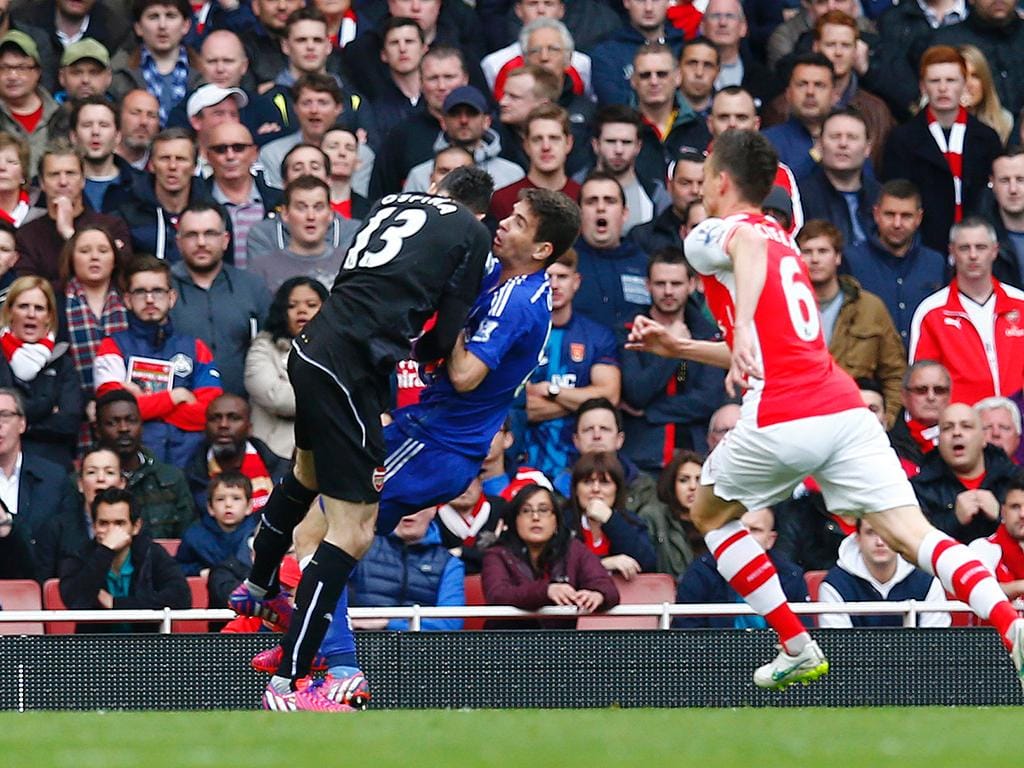 Arsenal-Chelsea (Reuters/ John Sibley)