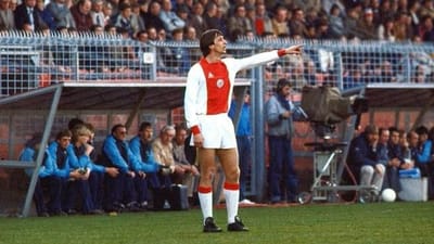 Cruijff: homenagem do Ajax mostra momentos menos conhecidos do «Maior» - TVI