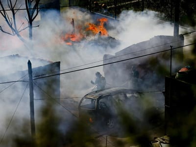 Incêndio em Campolide obrigou à evacuação de edifícios - TVI