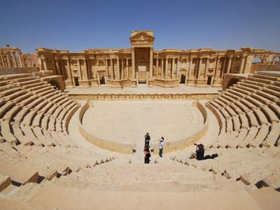 Estado Islâmico assume controlo total de cidade histórica de Palmira - TVI