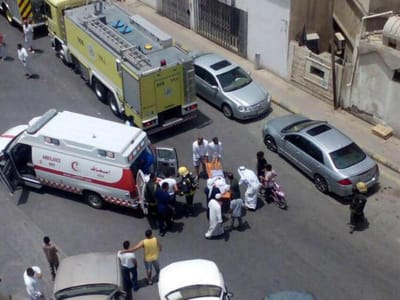 Ataque à bomba em mesquita faz pelo menos 20 mortos - TVI