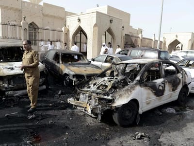 Estado Islâmico reclama autoria de atentado a mesquita - TVI
