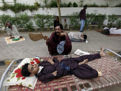 Paquistão: onda de calor faz mais de 700  mortos - TVI