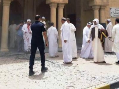 Bombista suicida que atacou mesquita no Koweit é saudita - TVI