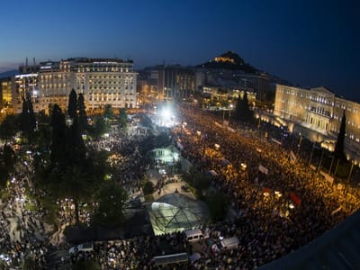 Gregos saem à rua e dizem "oxi" aos credores - TVI